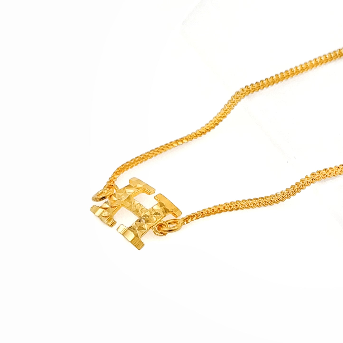 Amazonian Clic Letter H Dainty Bracelet