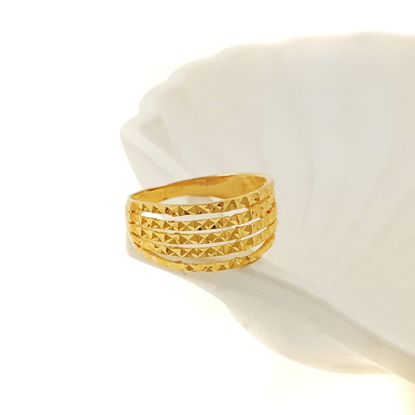 Diamond Cut Strip Stack Ring