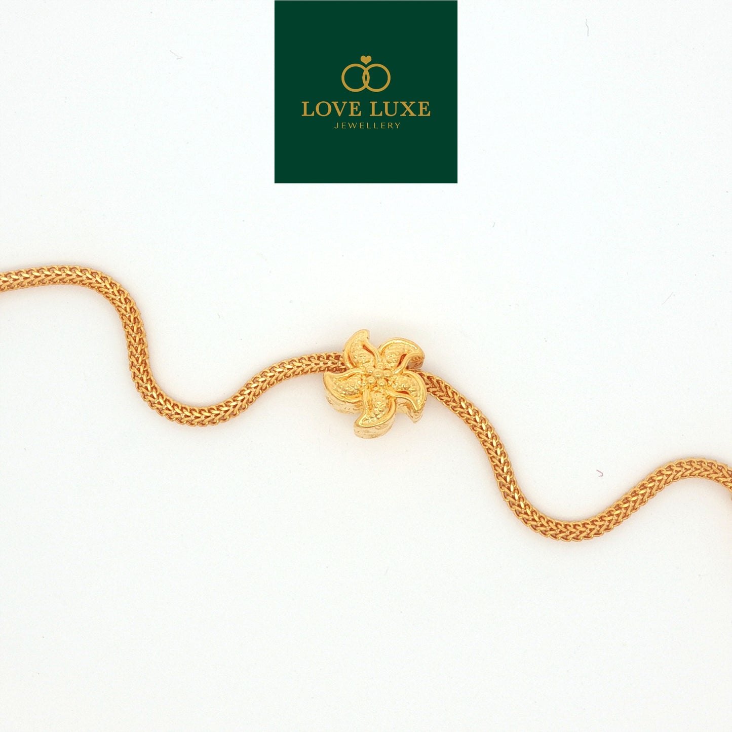 LOVE LUXE Lily Flower Hard Gold Charm | Emas 916/22K